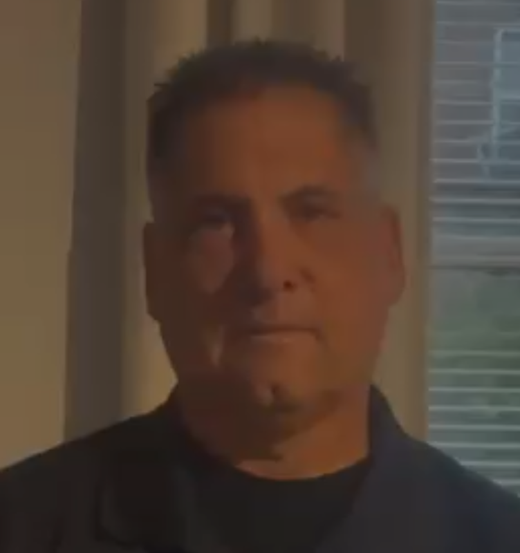 Portrait of Sarah Johnson, satisfied customer